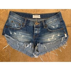 One Teaspoon | No 2’s Shorts Distressed Low Waist Short Rise Raw Curved Hem